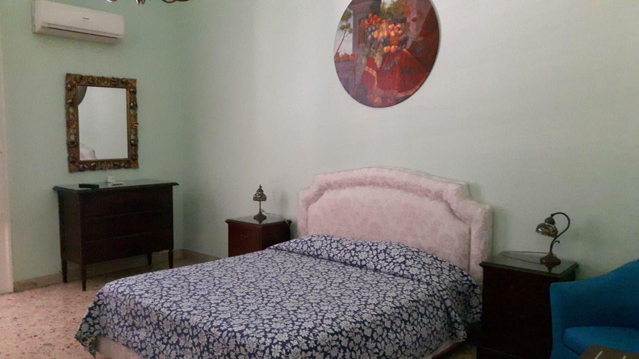 Profumo Di Sicilia Bed & Breakfast ปาแลร์โม ภายนอก รูปภาพ
