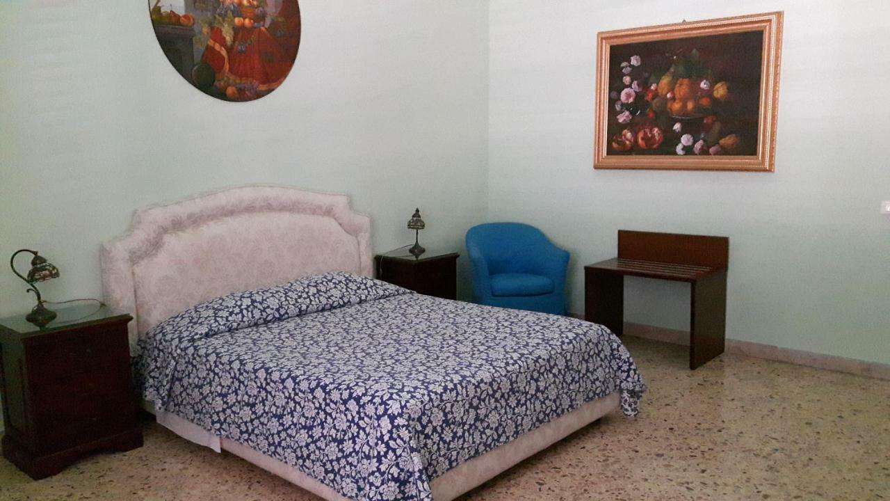 Profumo Di Sicilia Bed & Breakfast ปาแลร์โม ภายนอก รูปภาพ